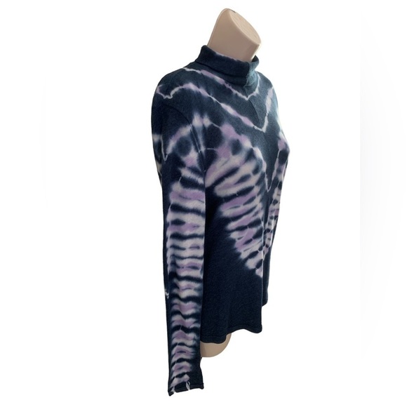 WE The Free Free People Psychedelic Tie-dye Turtleneck Top In Navy Size Medium - Picture 5 of 16
